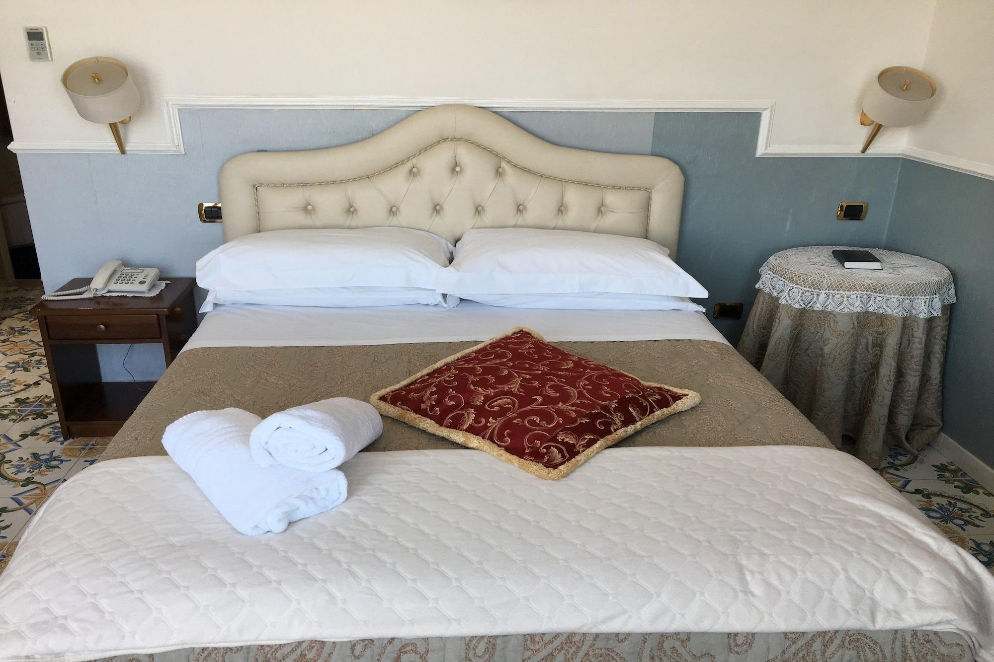 קסטלמרה די סטביה Experience Boutique Hotel - Villa Cimmino מראה חיצוני תמונה